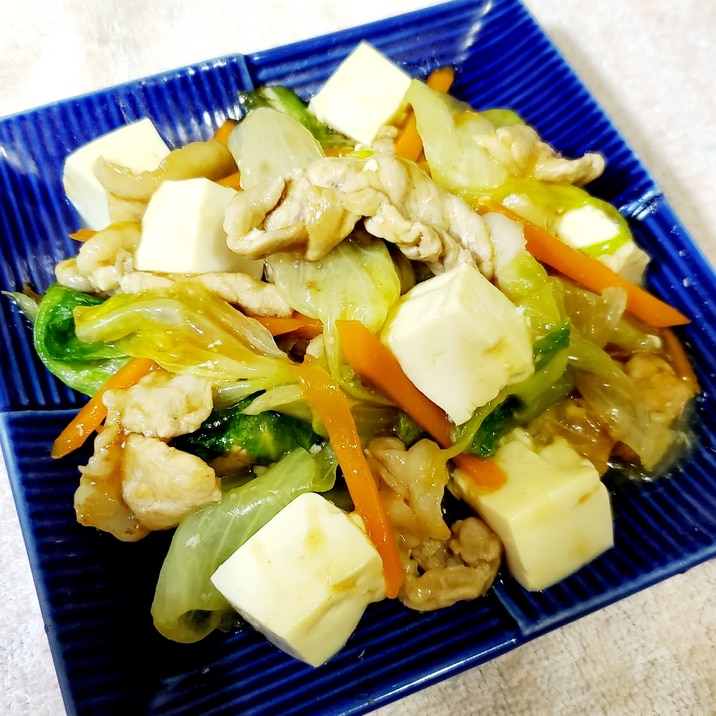 レタスと豆腐と豚肉の炒め物
